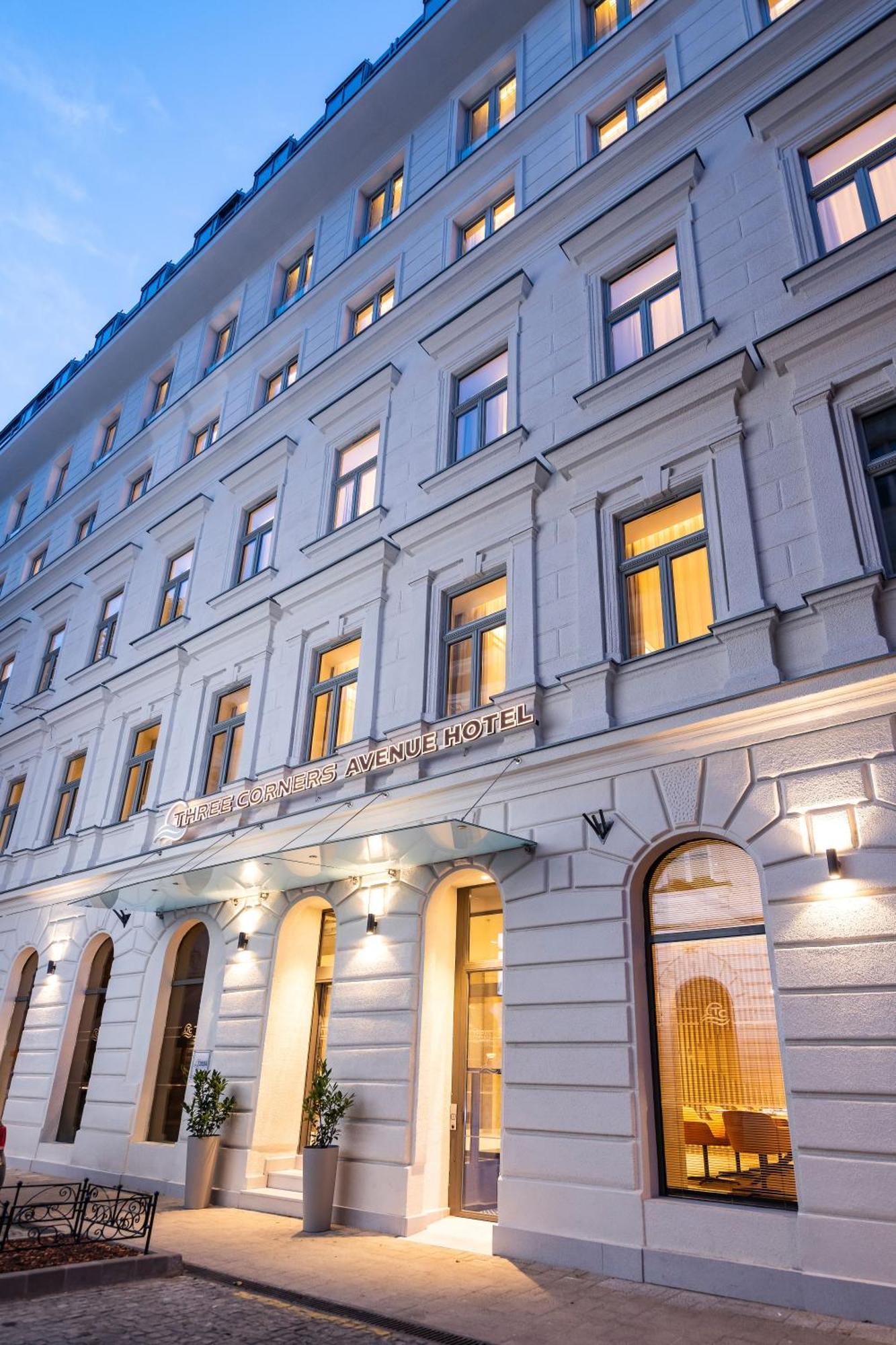 Three Corners Avenue Hotel Budapest Exterior photo